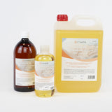 Gama completa de aceites de almendra dulce Cikos en formatos de 500 ml, 1000 ml y 5000 ml para uso profesional en fisioterapia.