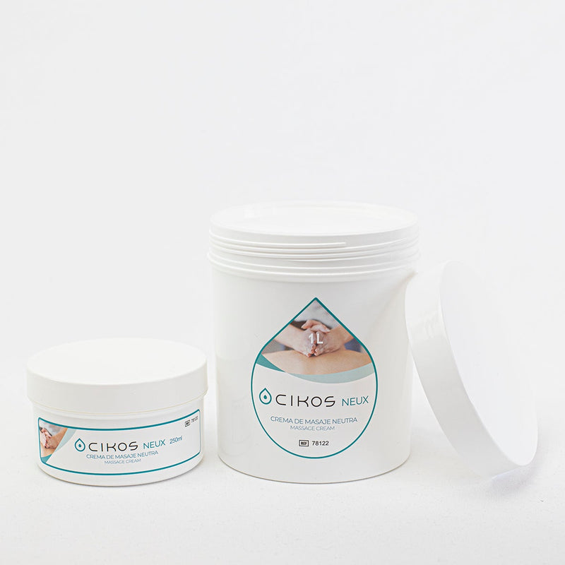 Envases abiertos de crema de masaje CIKOS NEUX de 1 litro y 250 ml mostrando textura neutra.